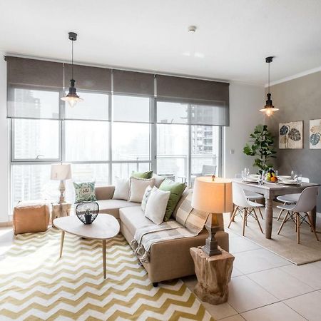 Maison Privee - Exclusive Apt With Burj Khalifa Next Door Дубай Екстериор снимка