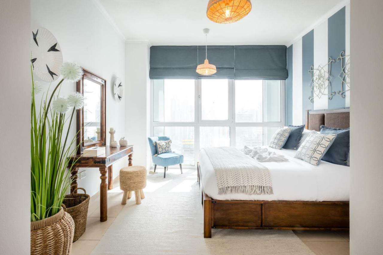 Maison Privee - Exclusive Apt With Burj Khalifa Next Door Дубай Екстериор снимка