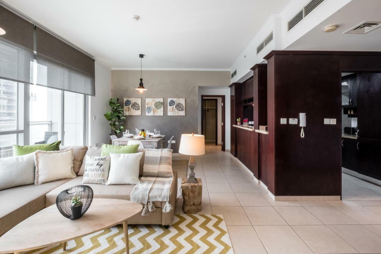 Maison Privee - Exclusive Apt With Burj Khalifa Next Door Дубай Екстериор снимка